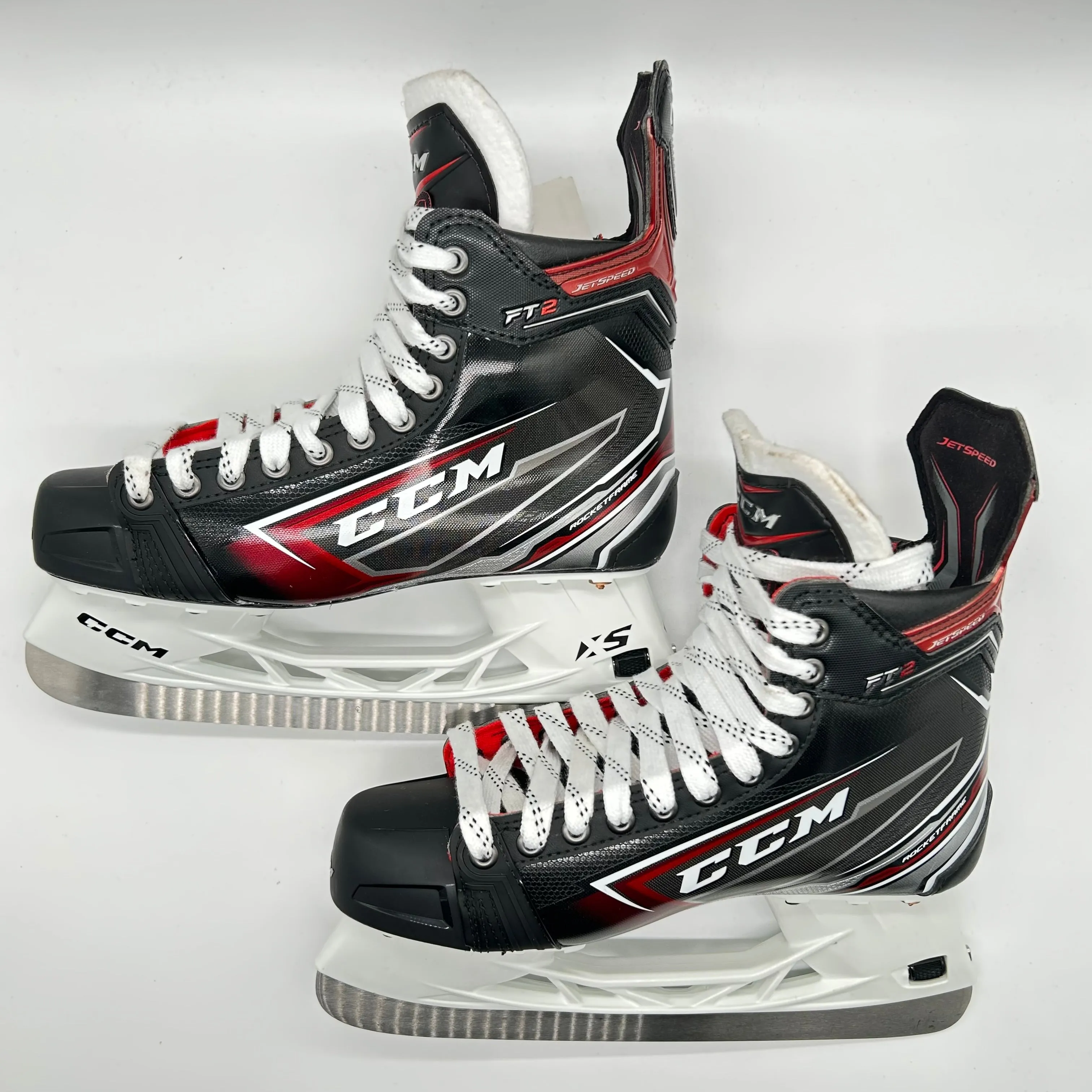 CCM Jetspeed FT2 - New Pro Stock Skates - Matt Niskanen - Size 9.5/9.75D