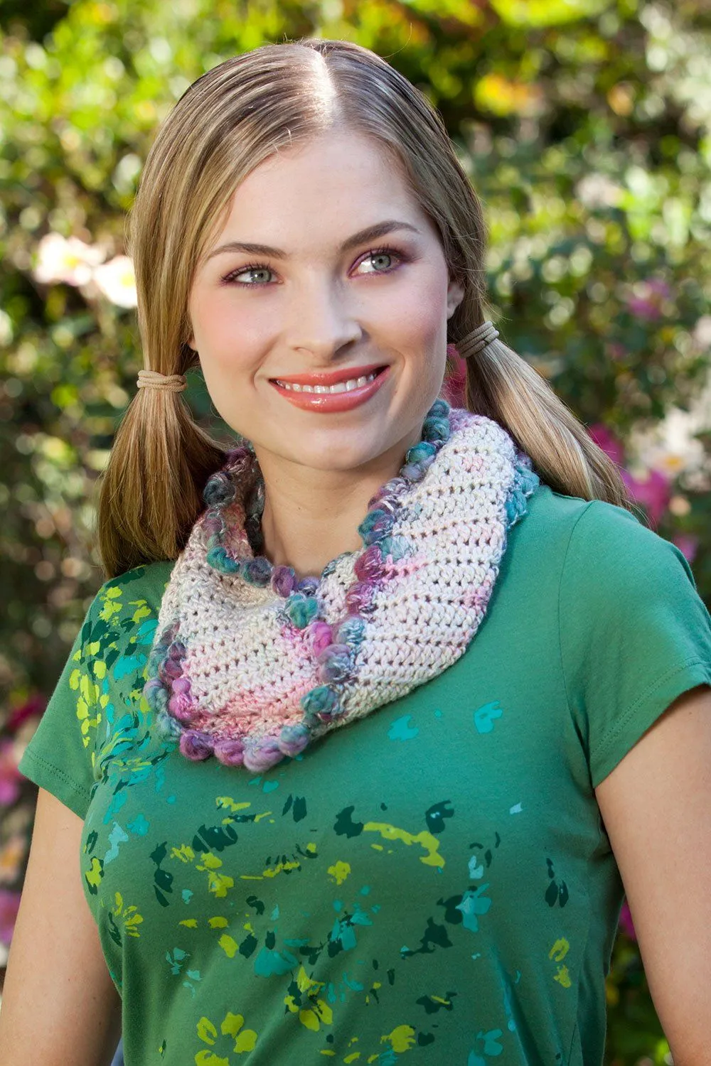 Climbing Rose Cowl