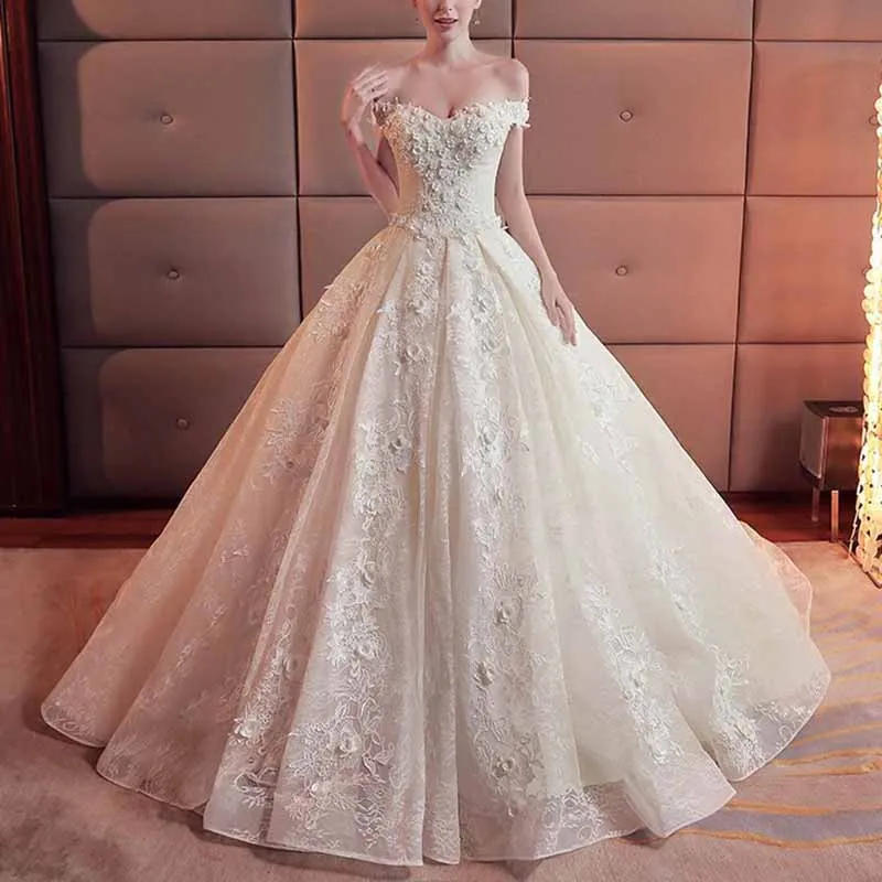 Lace Train Wedding Dress for Bride A Line Bride Dress Tulle Wedding Dress Strapless Bride Wear