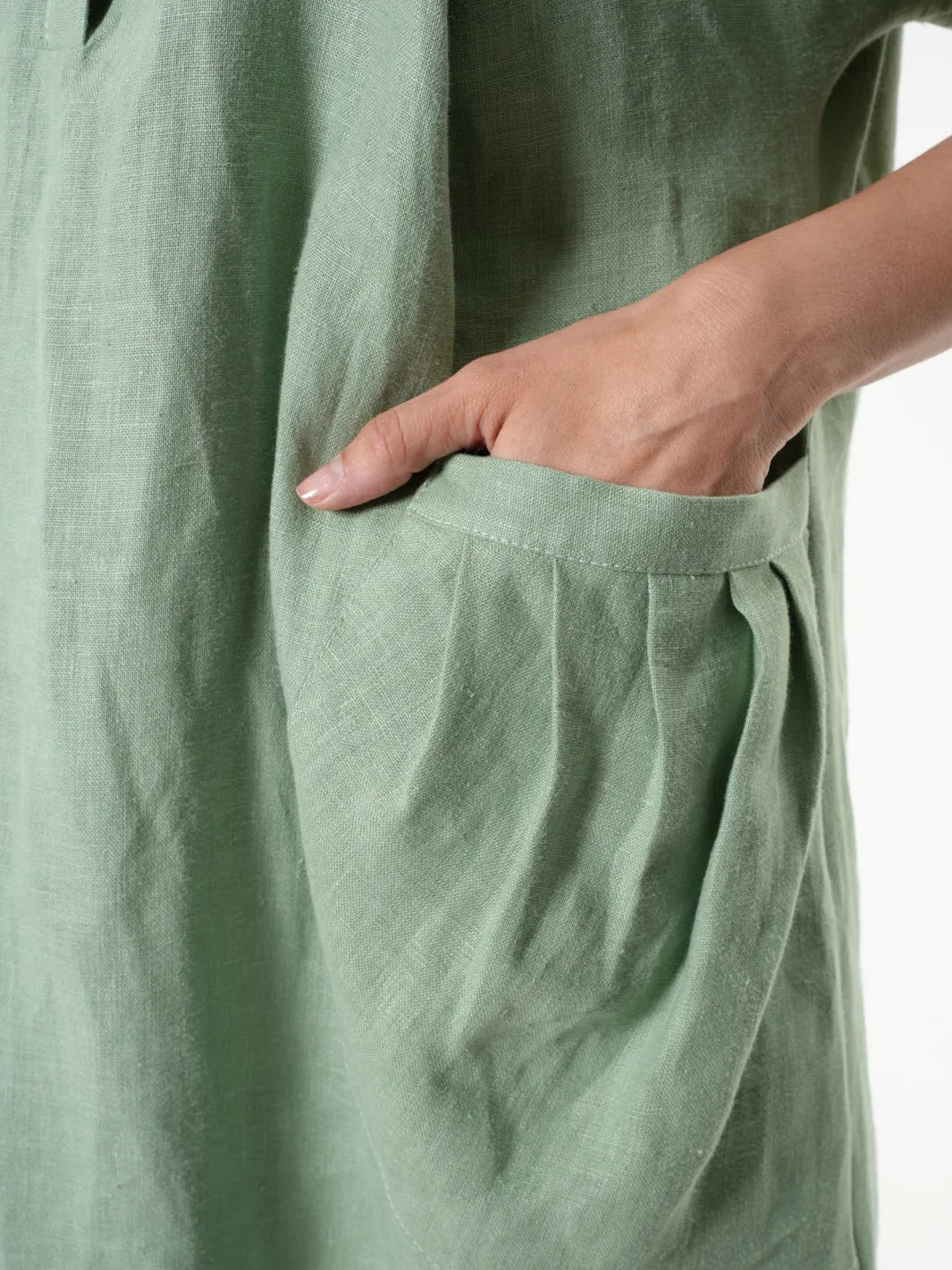 Midi Linen Dress With Side Pockets In Light Green