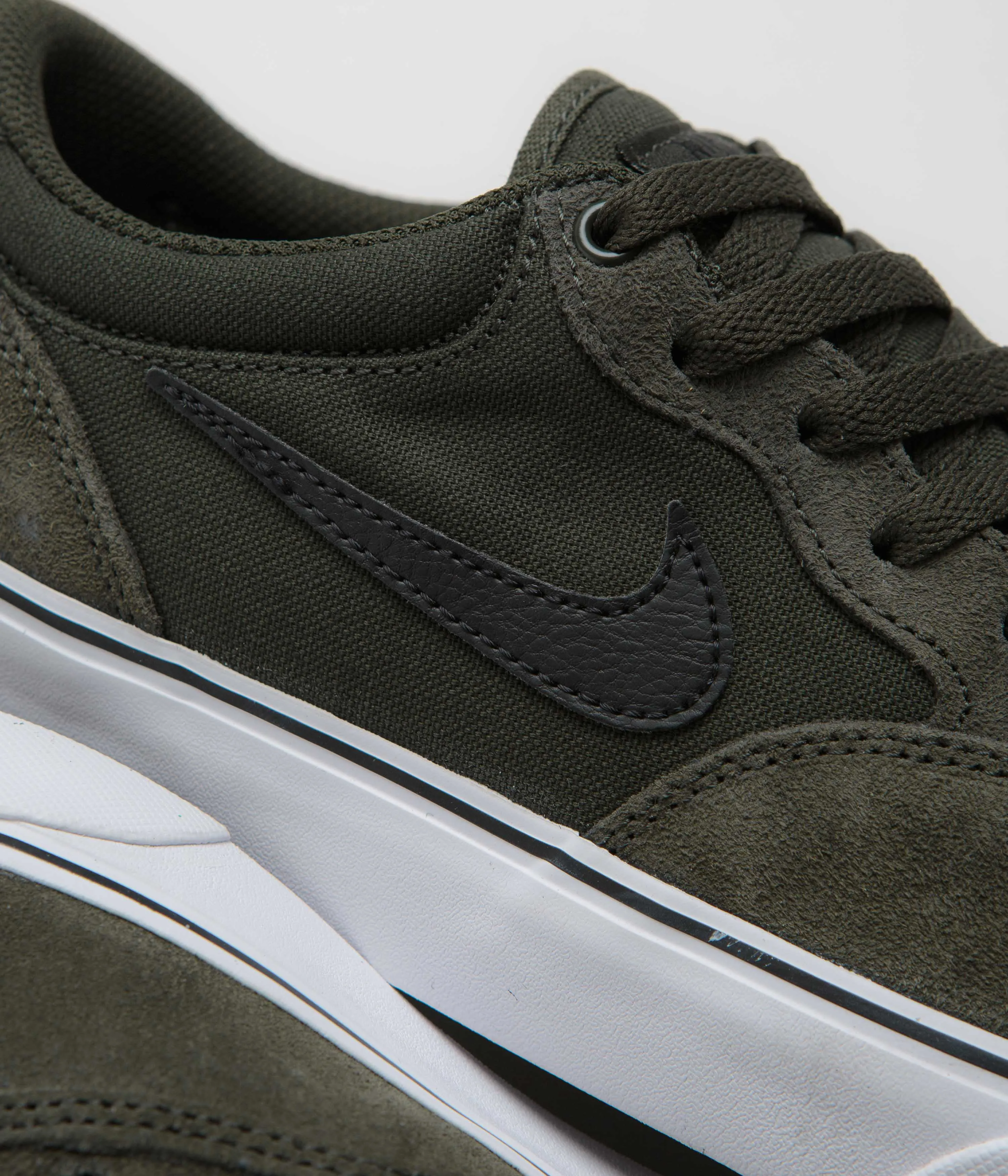 Nike SB Chron 2 Shoes - Sequoia / Black - Sequoia - White