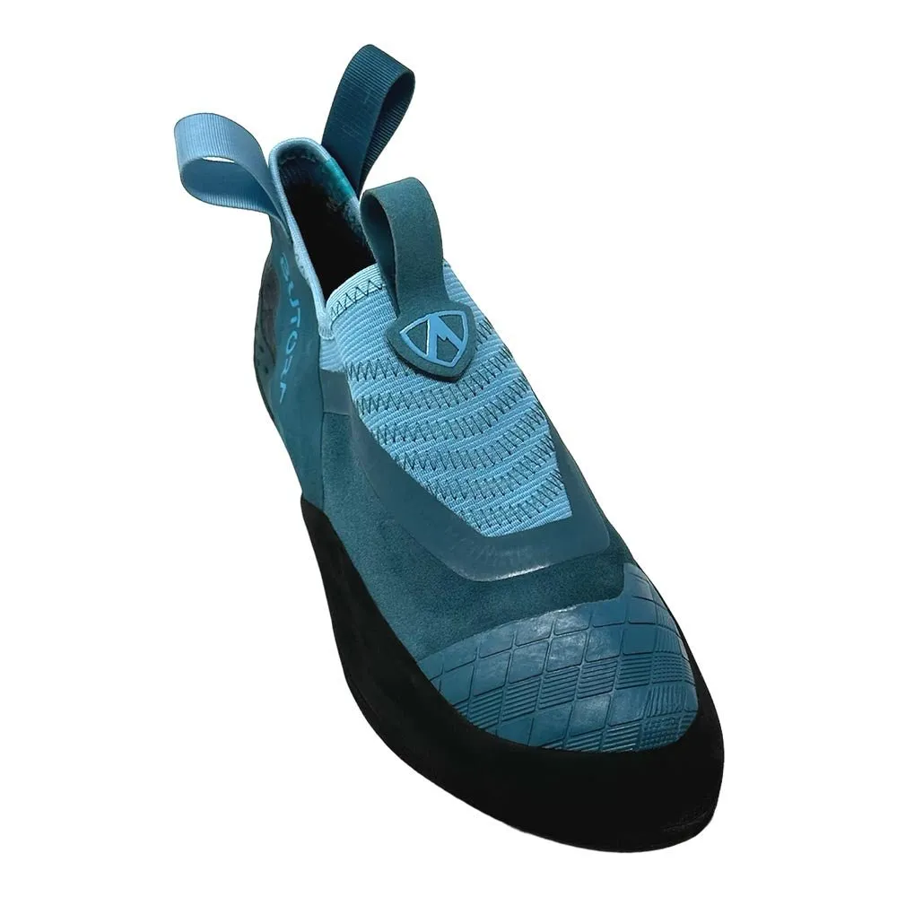 NIX CLIMBING SHOE