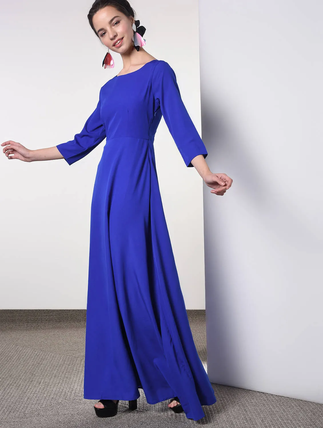 Round neck electric blue maxi dress