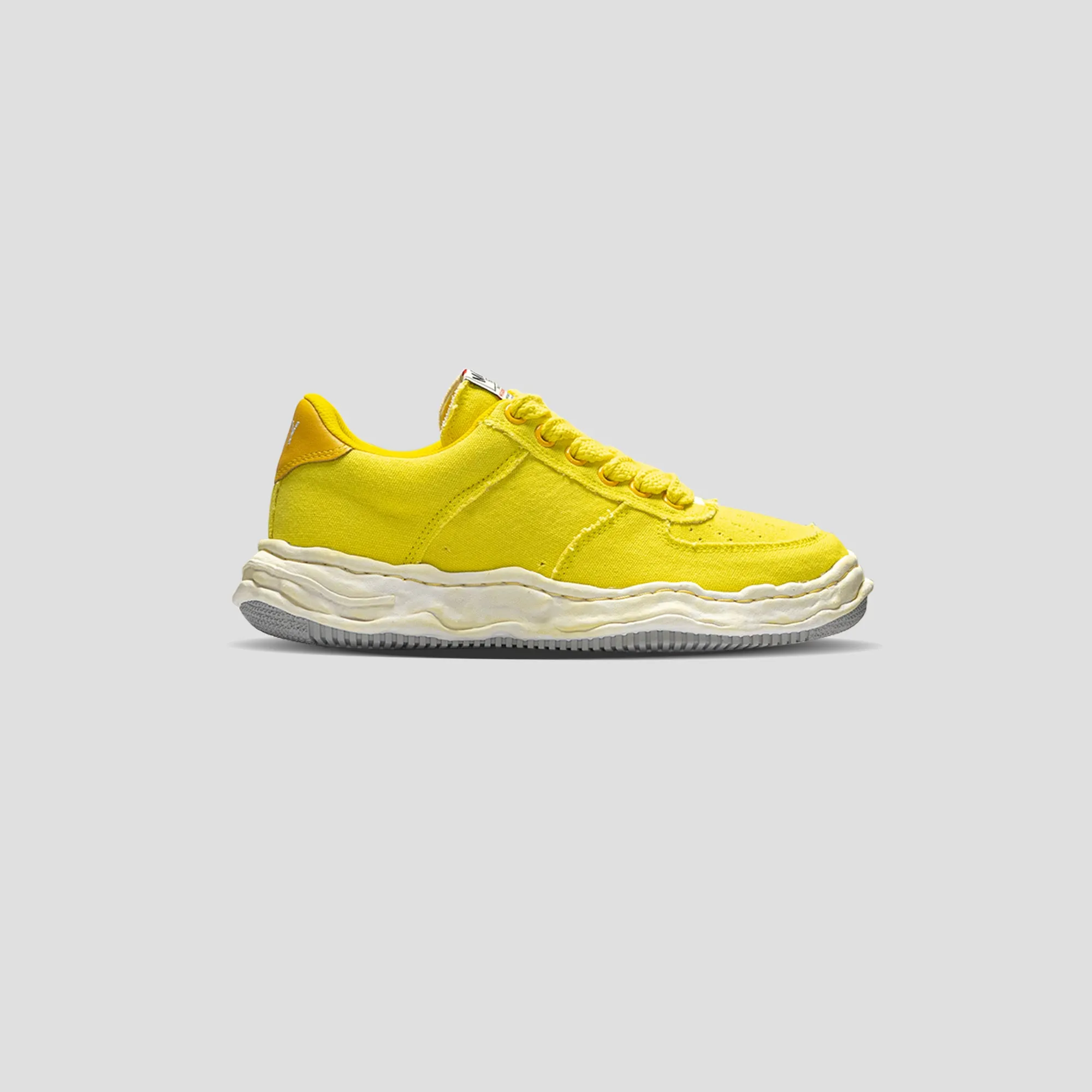 WAYNE LOW TOP CANVAS SNEAKER - YELLOW